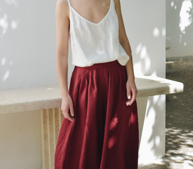 Model wearing linen outfit in summer