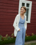 White open front jacket with wide three-quarter sleeves
