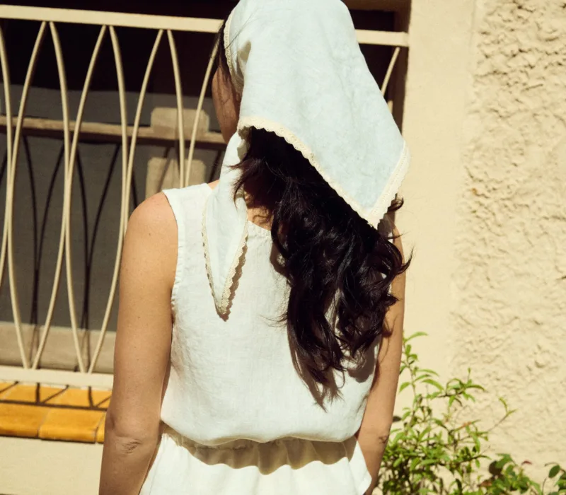 White lace bandana with linen fabric and lace trim edges